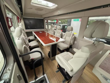 中型通信指挥⻋（红旗国悦）