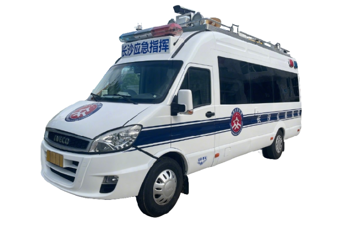 中型通信指挥⻋（依维柯）